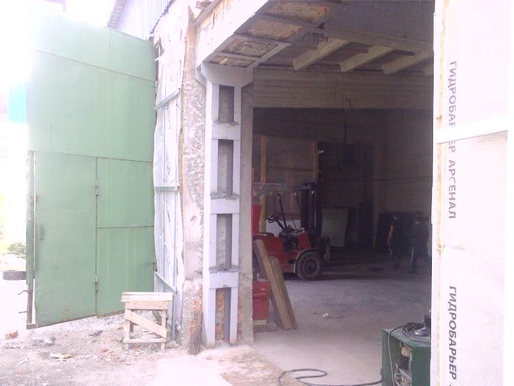 Реконструкция проема под ворота, завод "Блик"