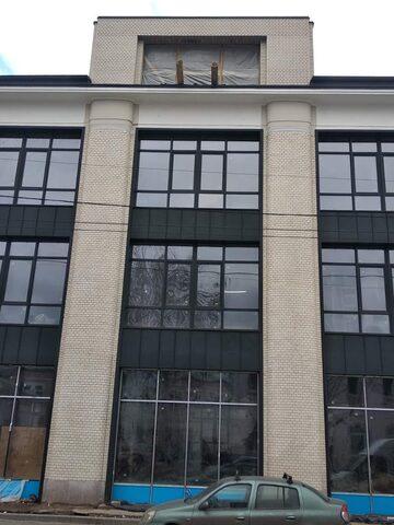 Restaurierung der Gebäudefassade in der Katsarska-Straße