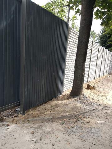 Installation of a fence for the kindergarten on Otakar Yarosh Street
